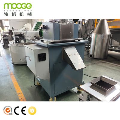 Máquina de pelletización de plástico PP PE controlada por PLC con inversor ABB