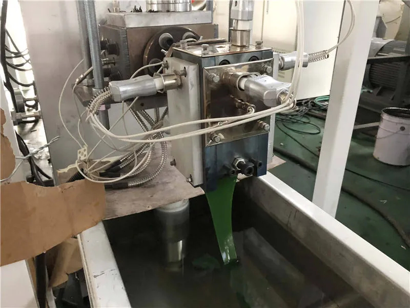 Línea de producción avanzada de bandas de arrastre de PP para bandas de embalaje de alta calidad 4